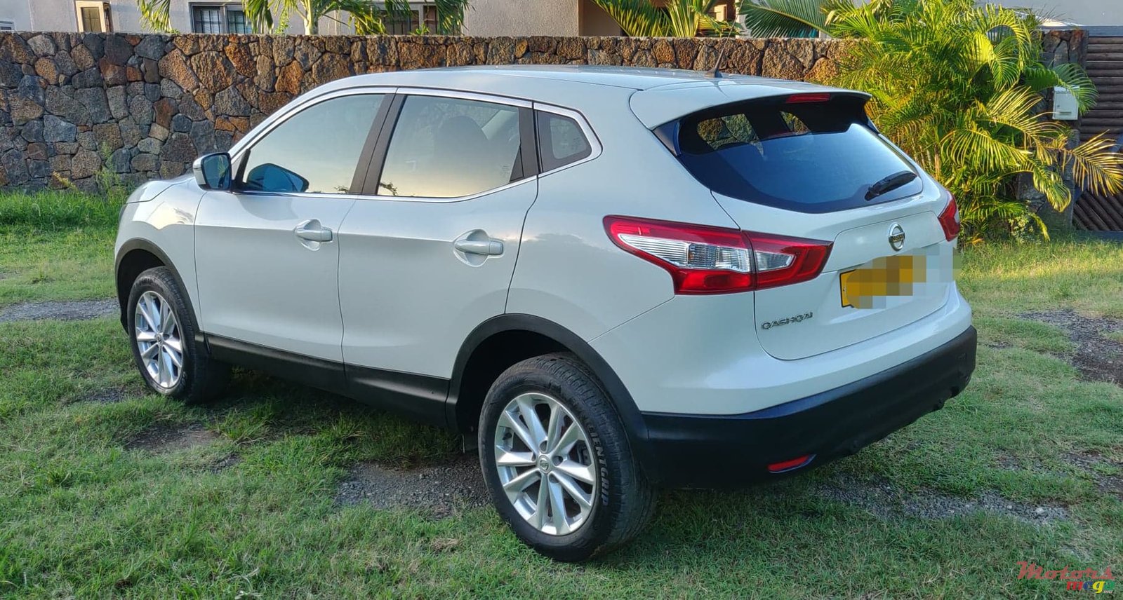 2017' Nissan Qashqai Acenta photo #3