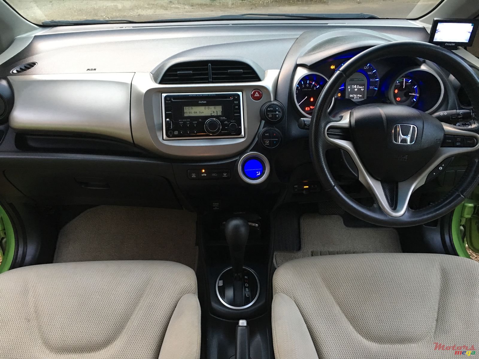 2011' Honda Fit photo #6