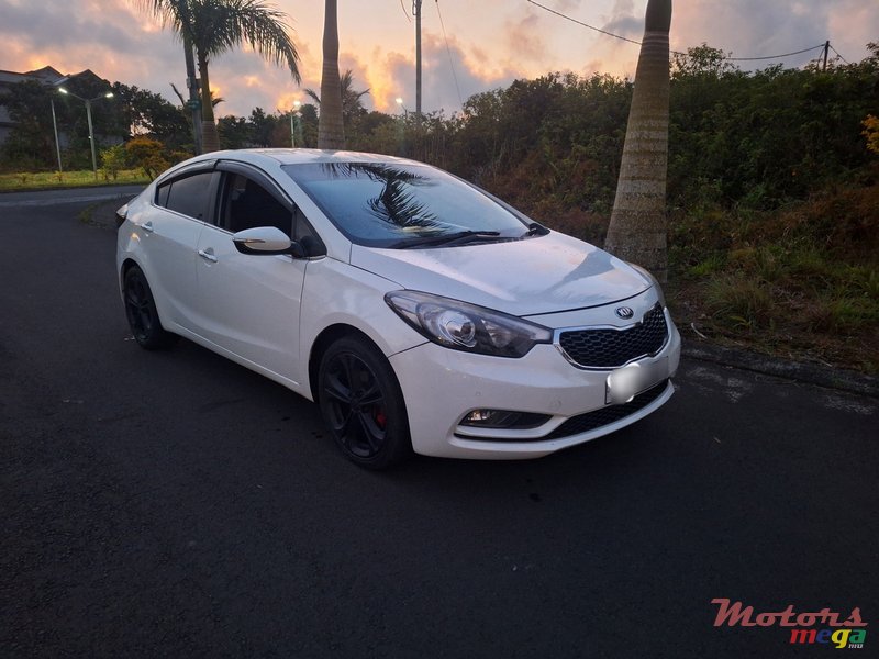 2013' Kia Cerato photo #2