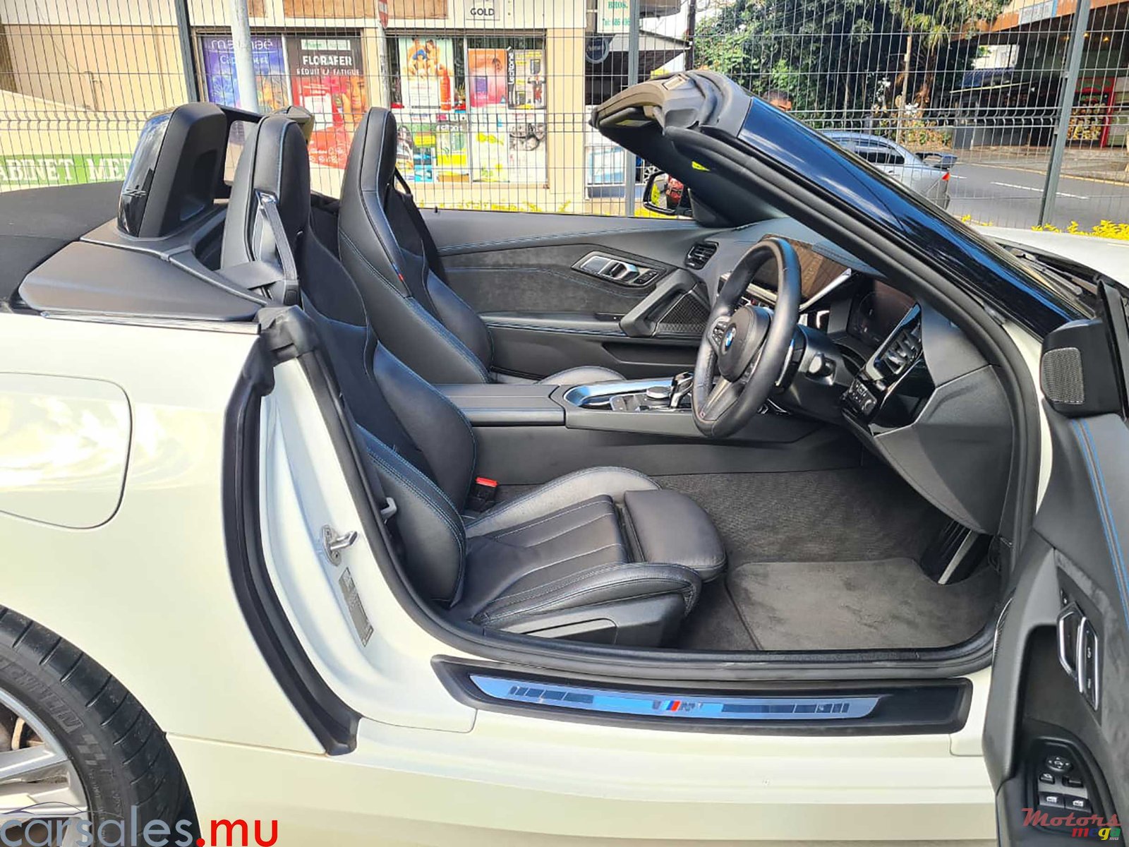 2021' BMW Z4 SDrive 20i photo #6