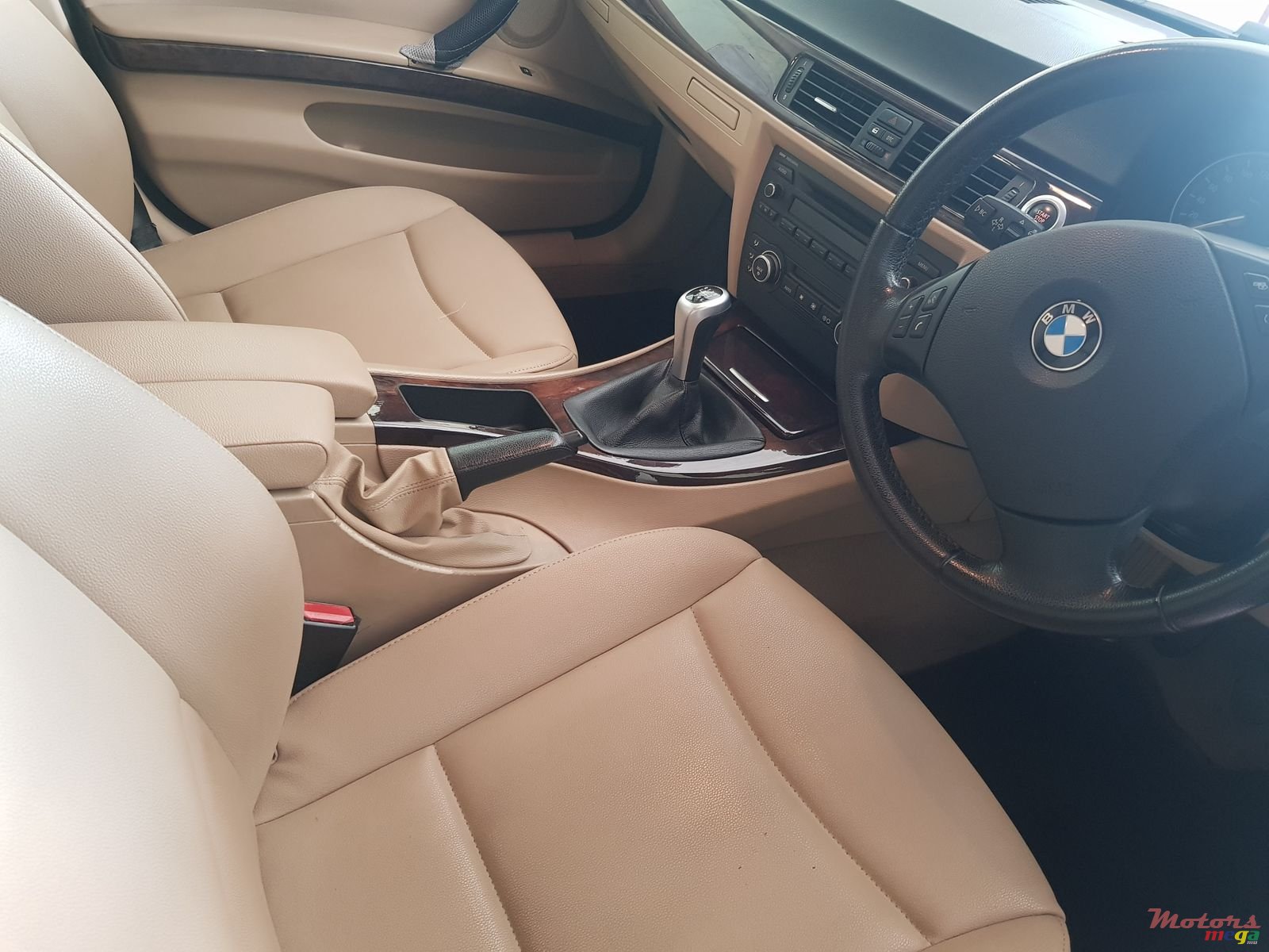 2008' BMW 316 photo #7