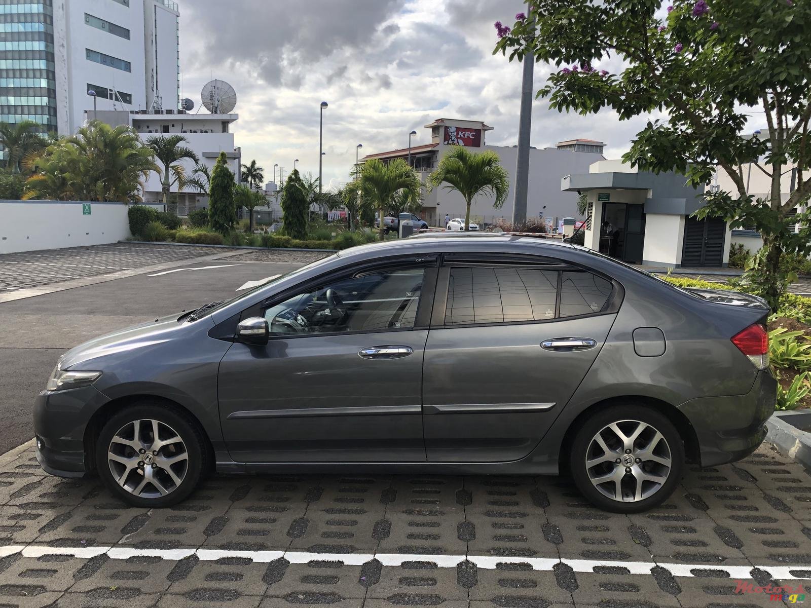 2012' Honda City photo #3