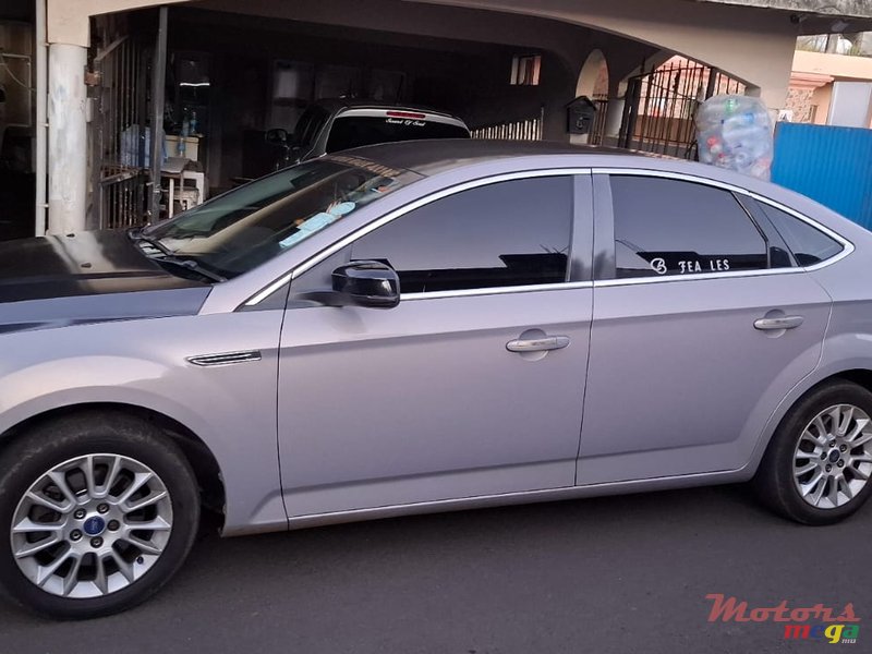 2014' Ford Mondeo photo #7