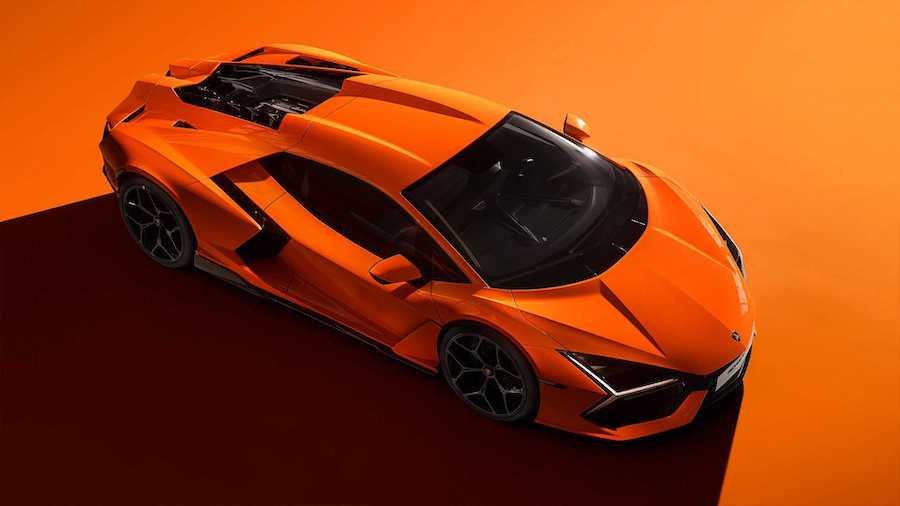 Lamborghini Revuelto is 1000bhp PHEV Aventador replacement