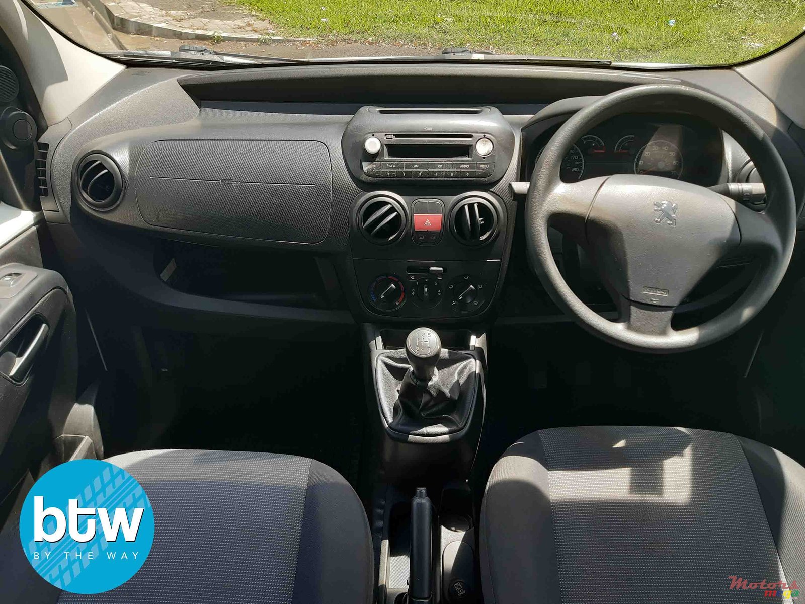 2012' Peugeot Bipper photo #4