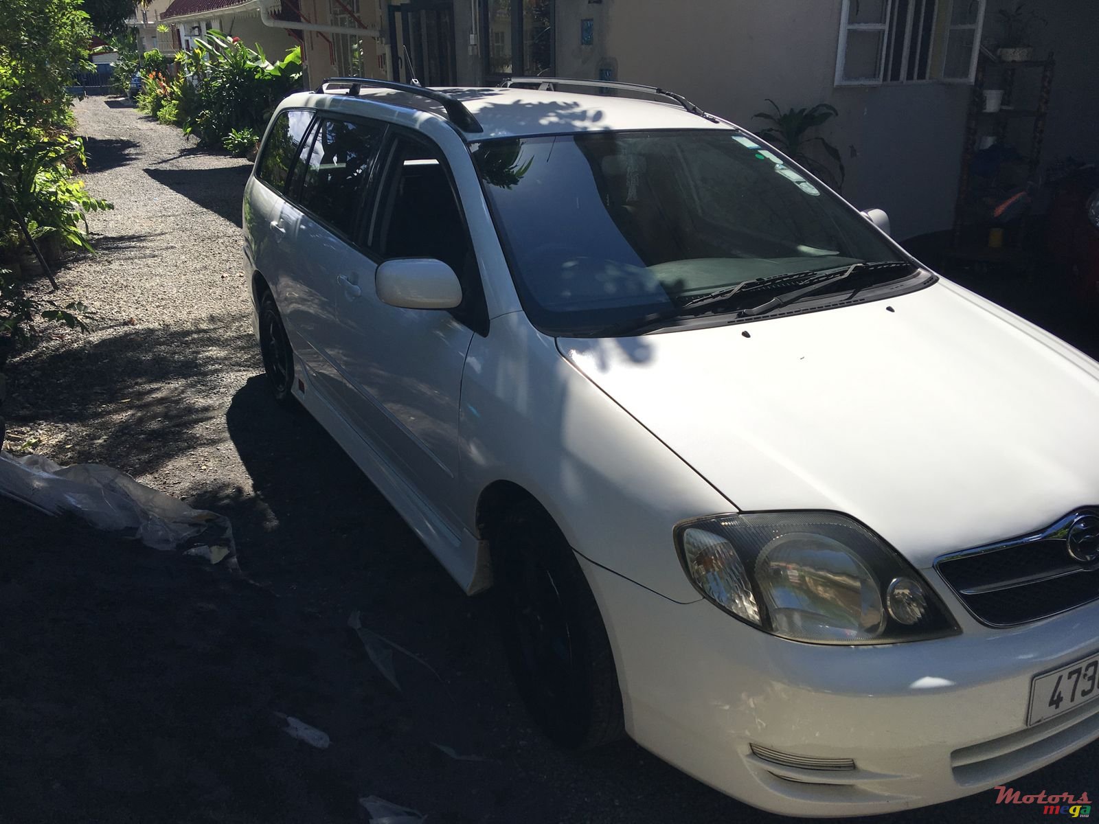 2004' Toyota F photo #2