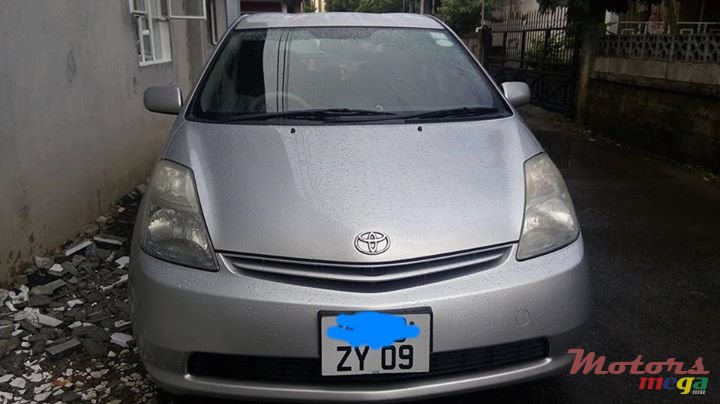 2009' Toyota Prius photo #1