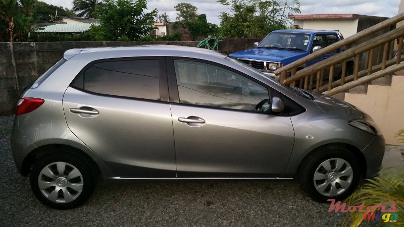 2011' Mazda Demio photo #1
