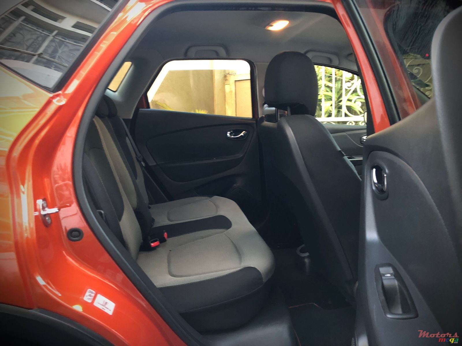 2014' Renault Captur photo #7