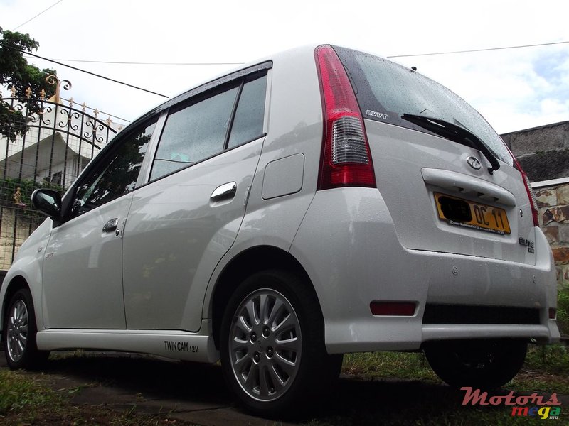 2011' Perodua Viva Elite photo #1