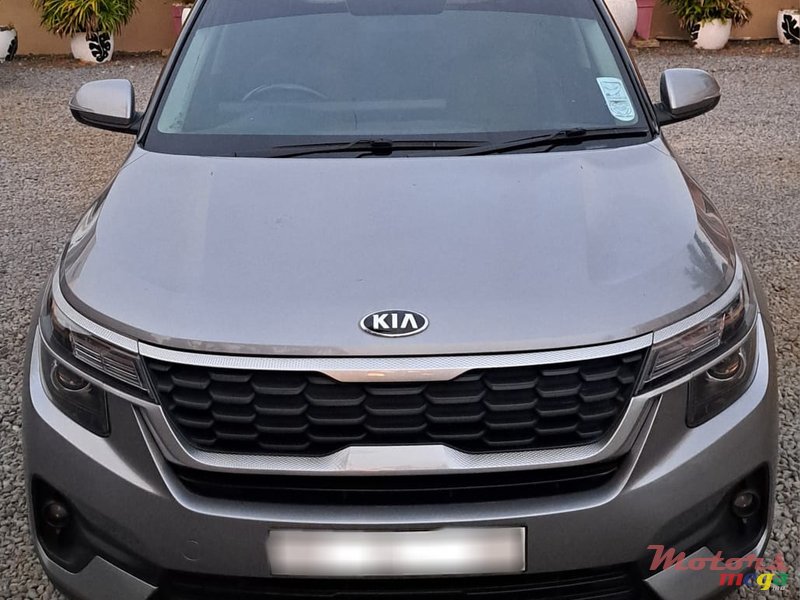2021' Kia Seltos photo #2