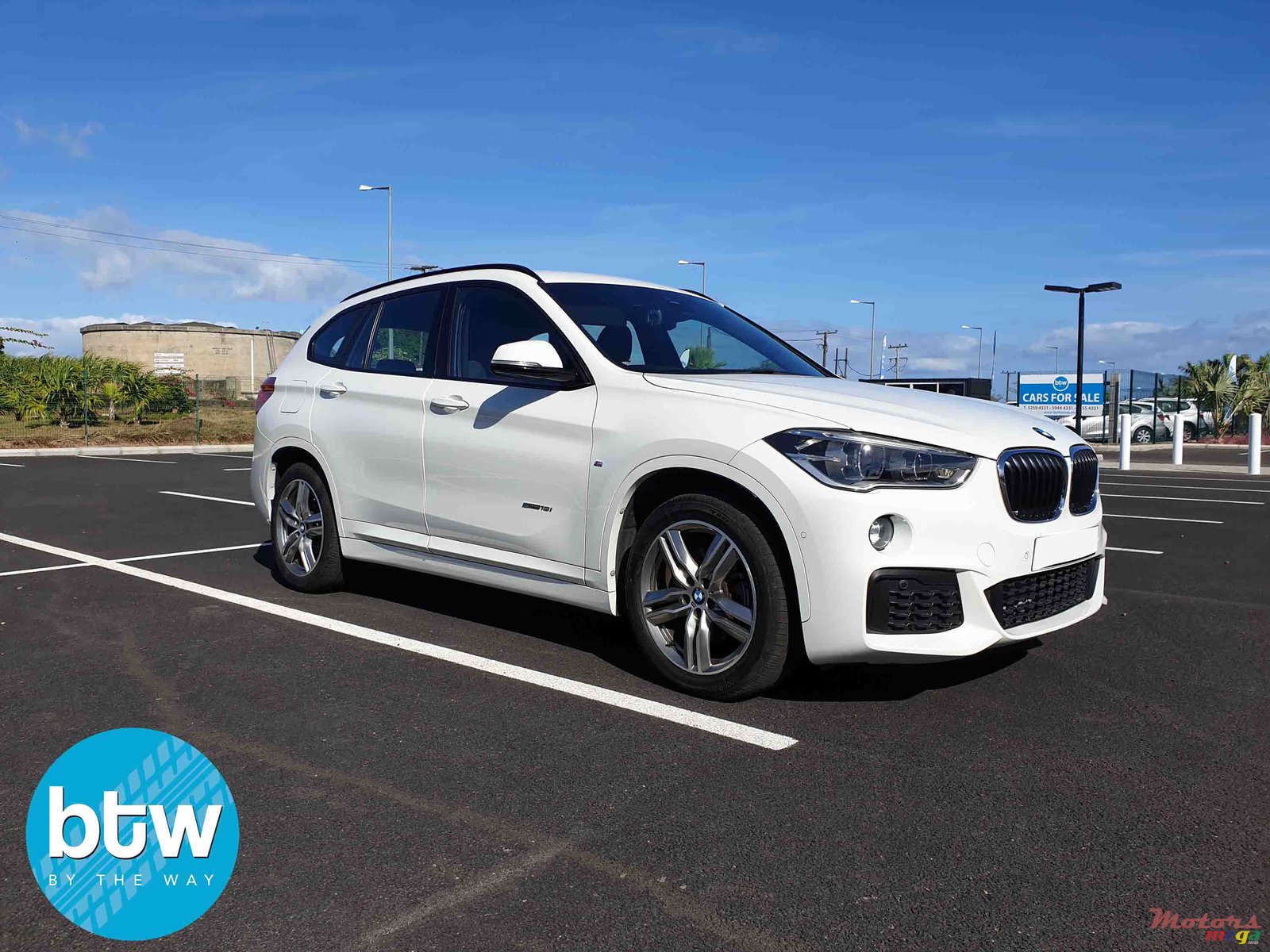 2016' BMW X1 sDRIVE 18i M Sport photo #1