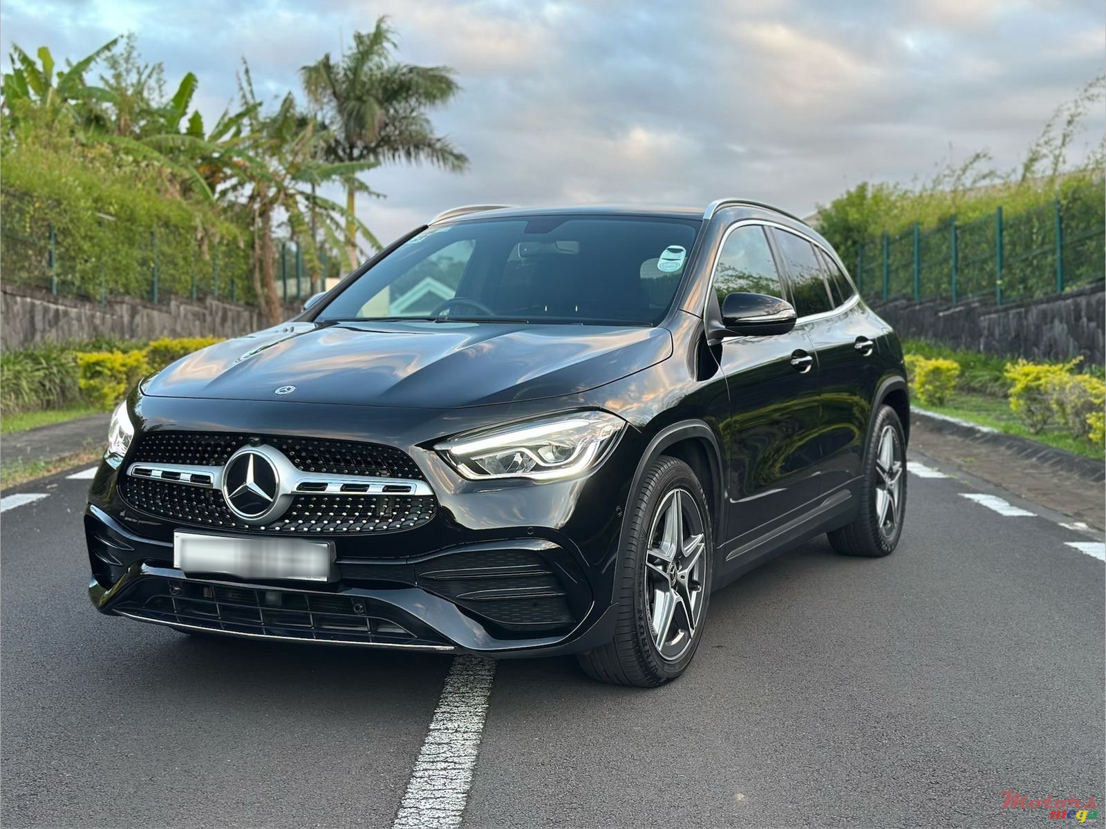 2022' Mercedes-Benz GLA200 photo #2