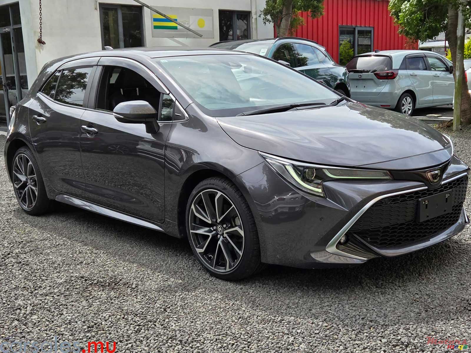 2021' Toyota Corolla Sport G Styly 1.2 Turbo photo #2