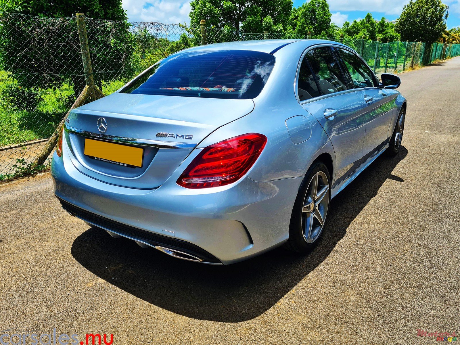 2015' Mercedes-Benz C-Class C180 AMG Line photo #4
