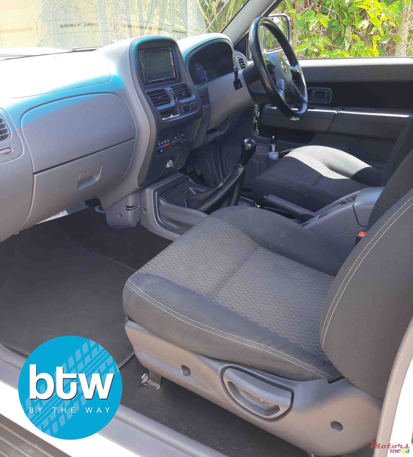 2019' Nissan NP300 photo #5