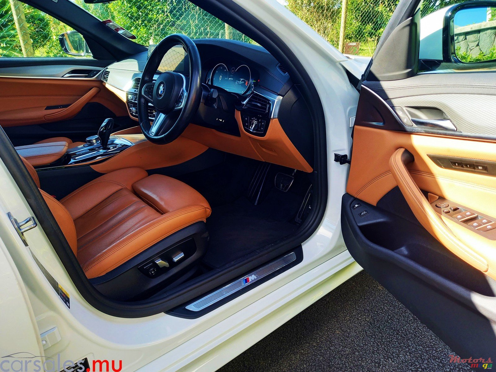 2018' BMW 530 E Msport Package photo #6