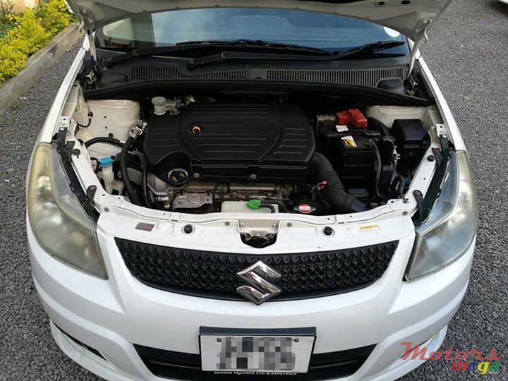 2009' Suzuki SX4 photo #7