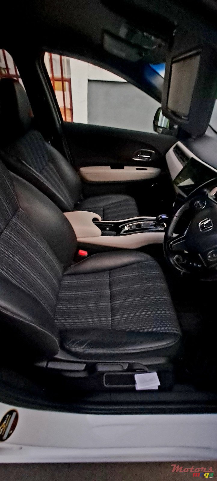 2016' Honda HR-V Vezel z sencing photo #5