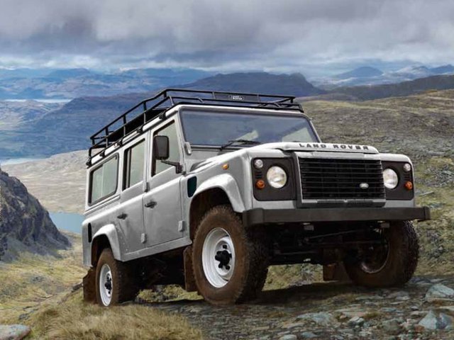 Land Rover to Make Limited Run Defender Secret Edition for Russia