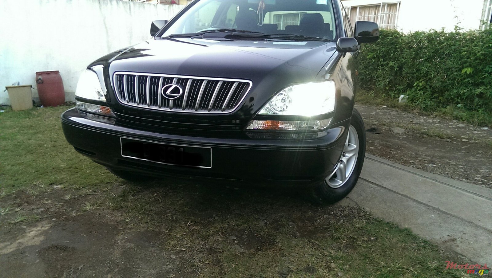 2002' Lexus RX 300 photo #1