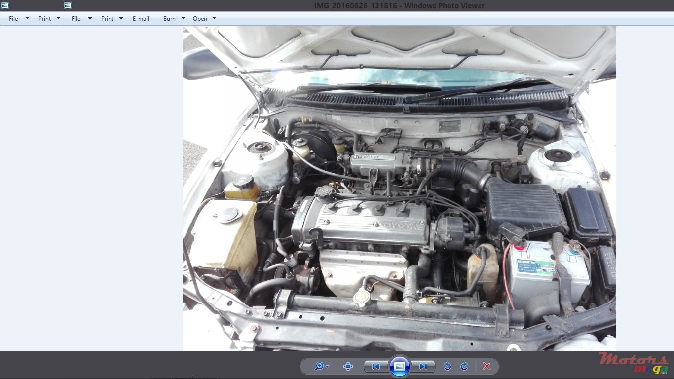 1992' Toyota Corolla E101 photo #3