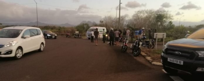 Bypass de Triolet : percuté par une voiture, un motocycliste inconscient à terre