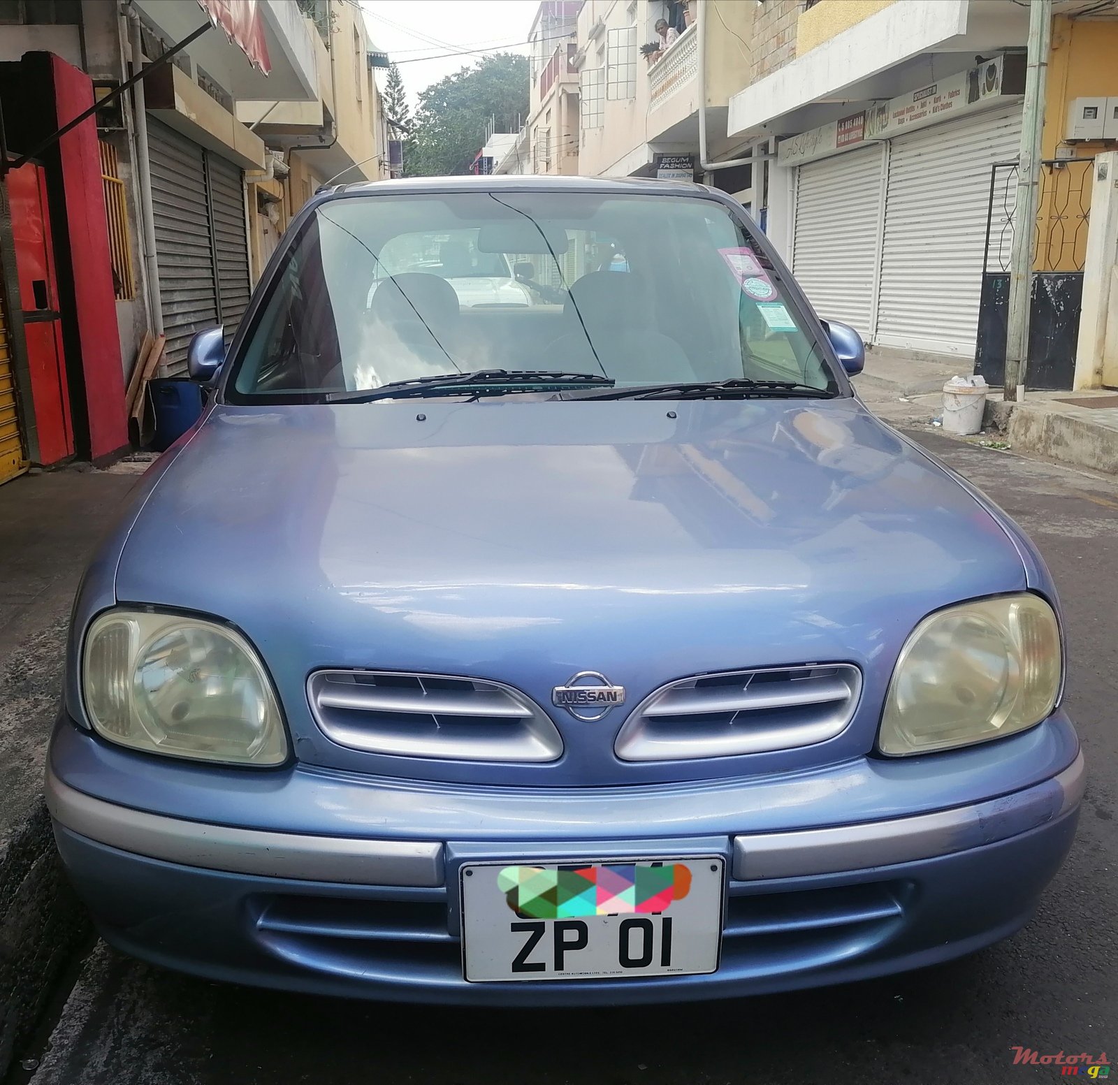 2001' Nissan March photo #1