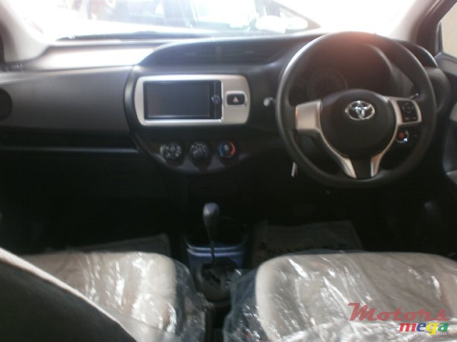 2014' Toyota Vista vitz photo #4