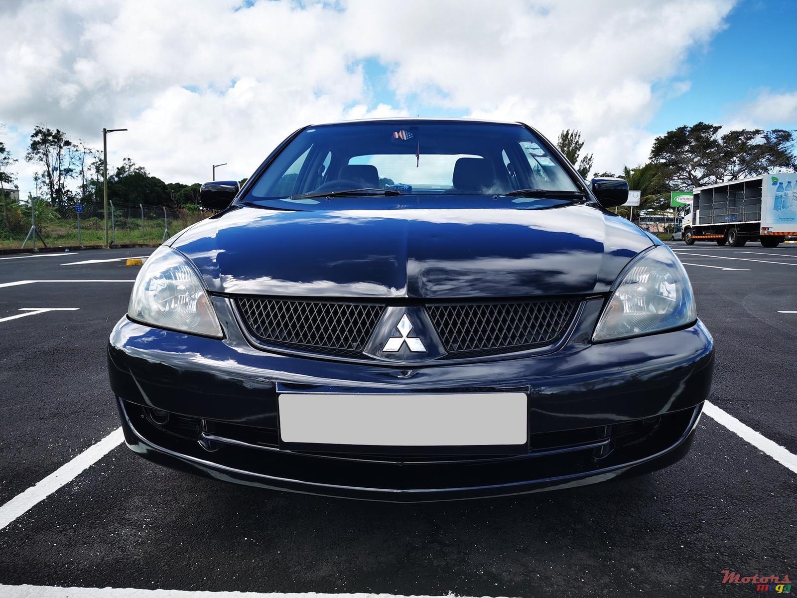 2008' Mitsubishi Lancer GLX photo #1