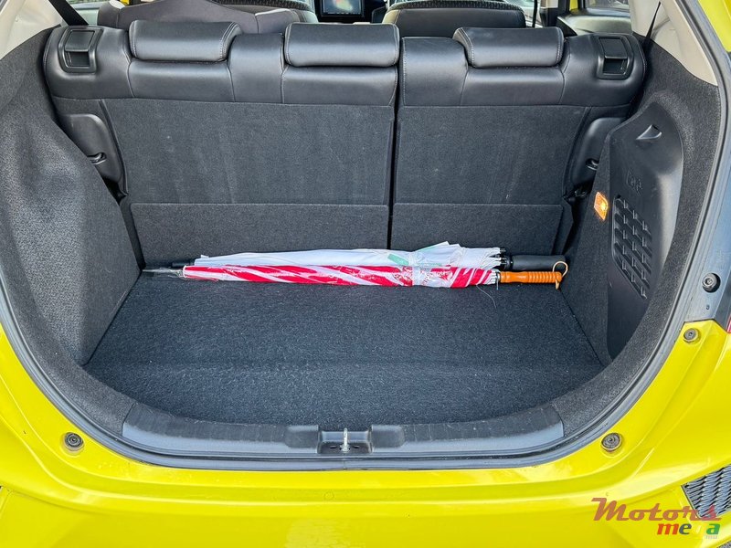 2014' Honda Fit L Package photo #7