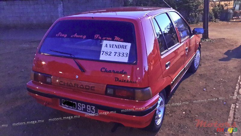 1993' Daihatsu Charade photo #2