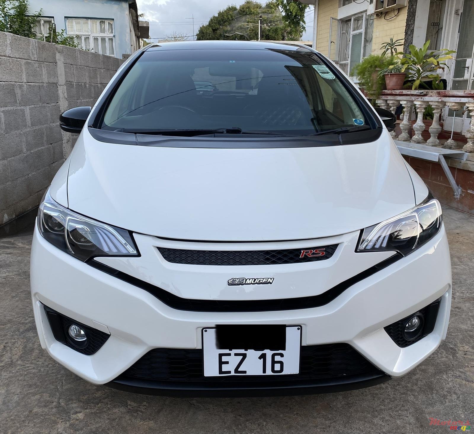 2016' Honda Fit photo #1