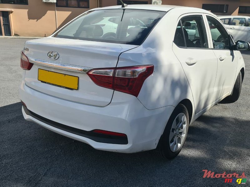 2017' Hyundai i10 photo #3