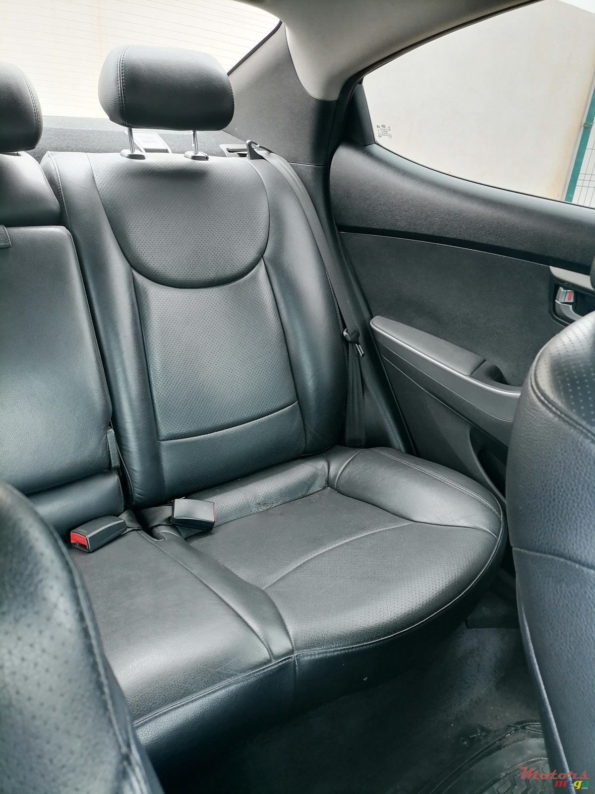 2015' Hyundai Elantra GLS photo #5