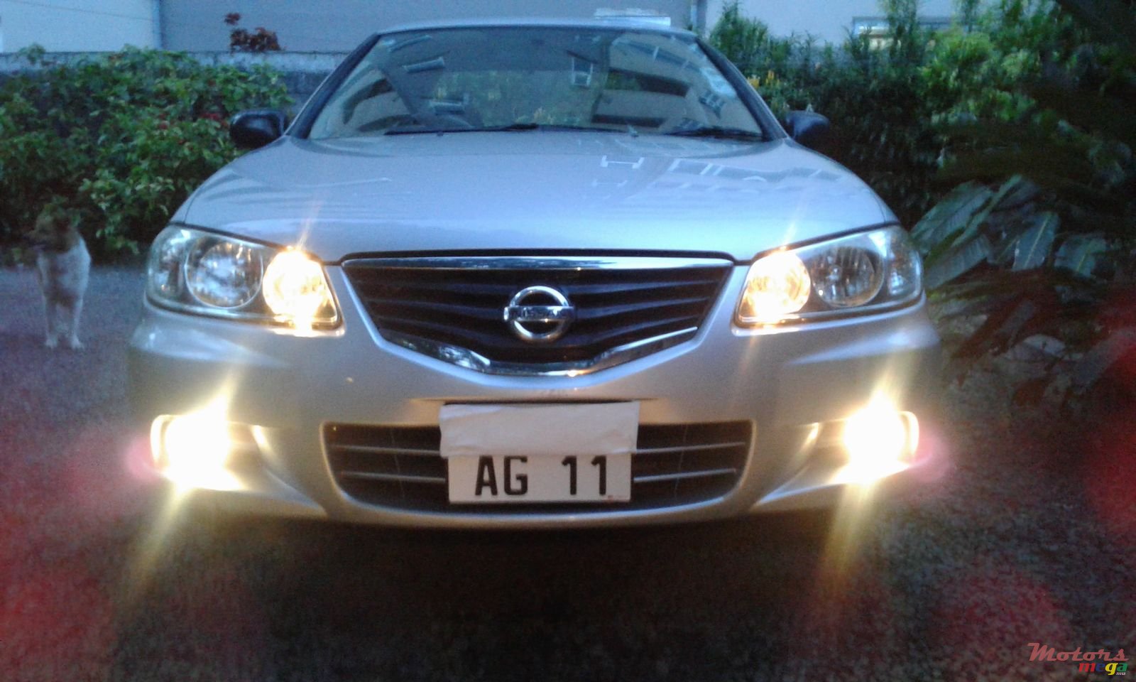 2011' Nissan Sunny photo #1