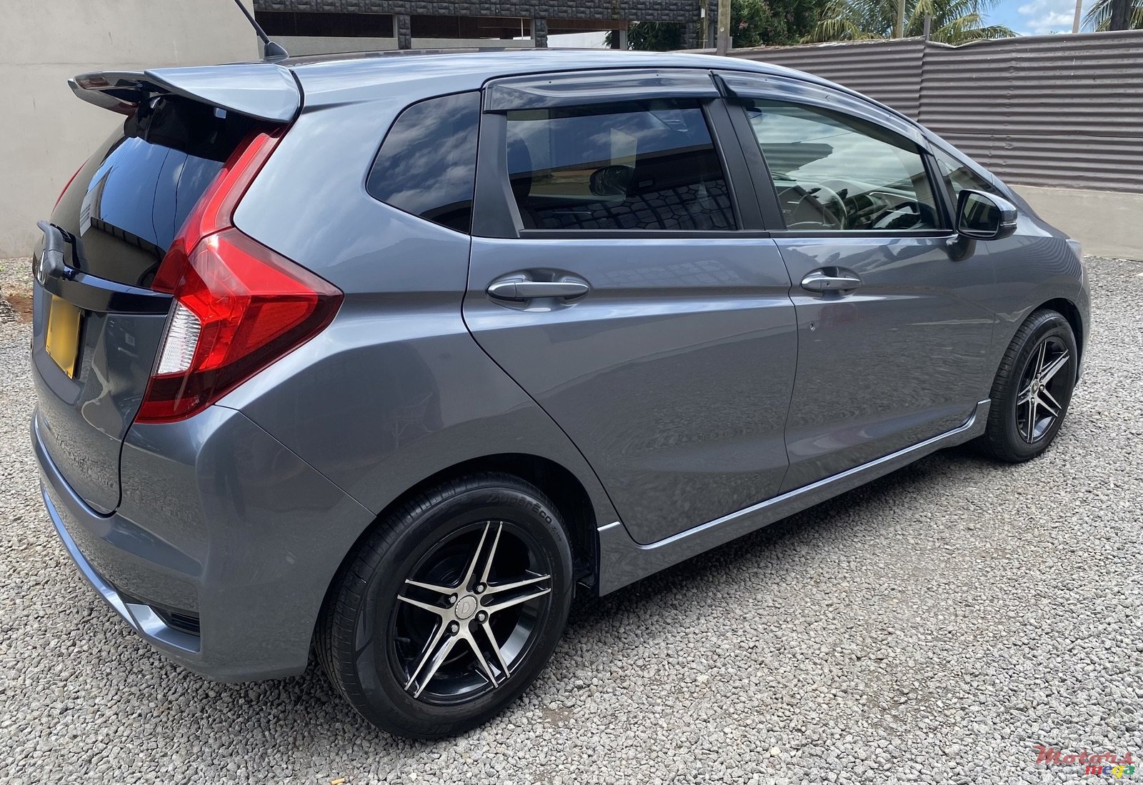 2019' Honda Fit L Package ( petrol ) photo #4