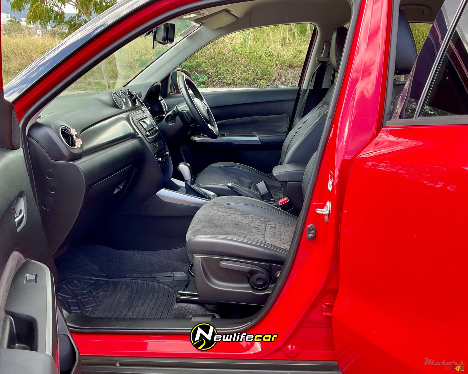 2021' Suzuki Vitara photo #5
