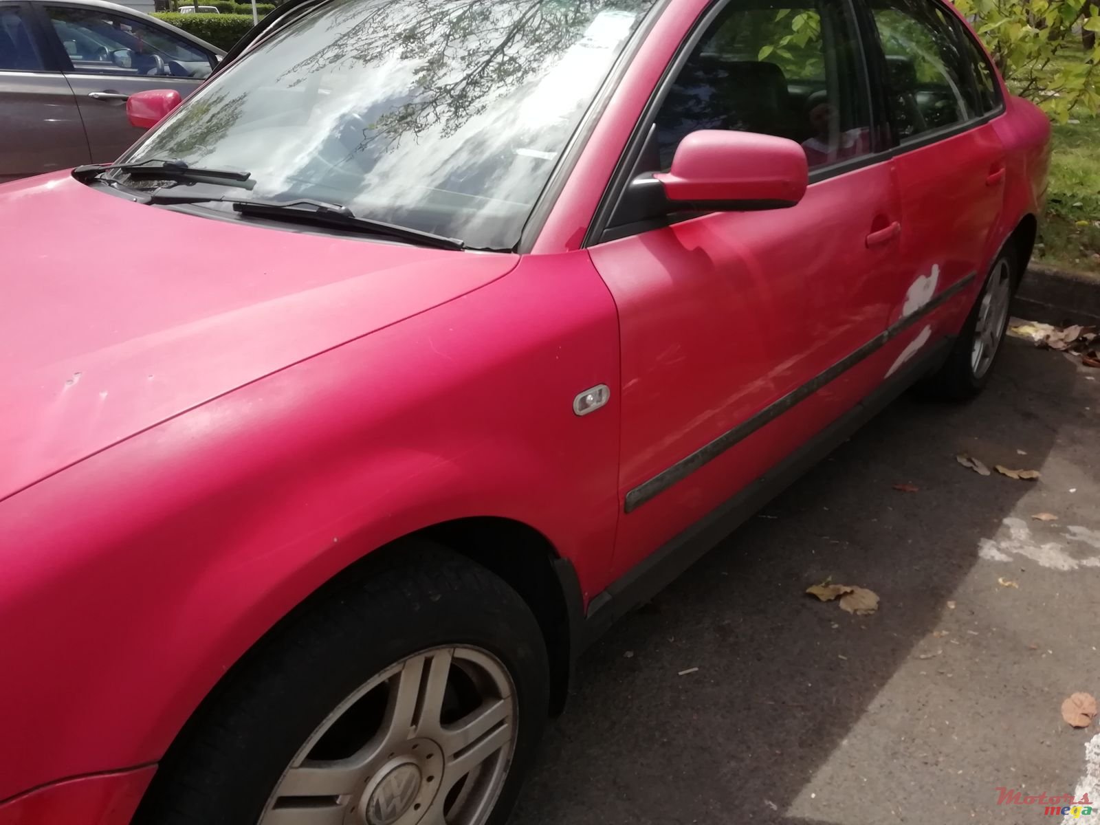 1999' Volkswagen Passat photo #3