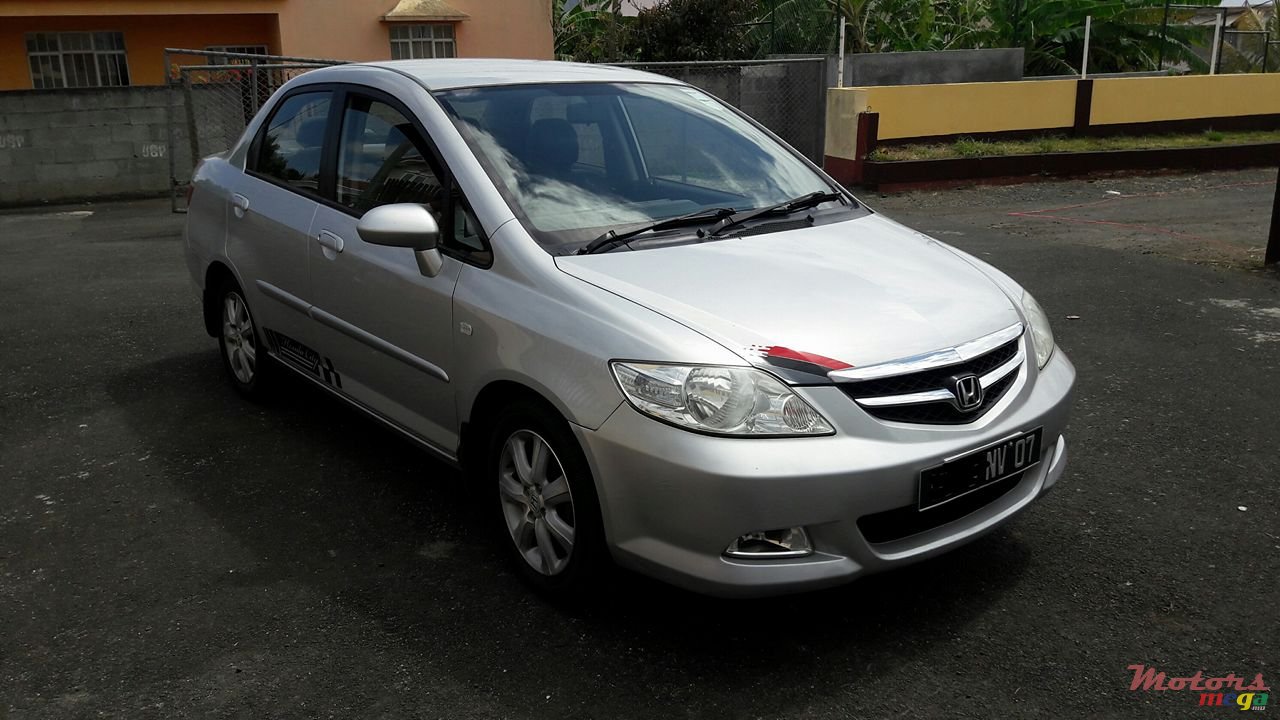 2007' Honda City photo #3