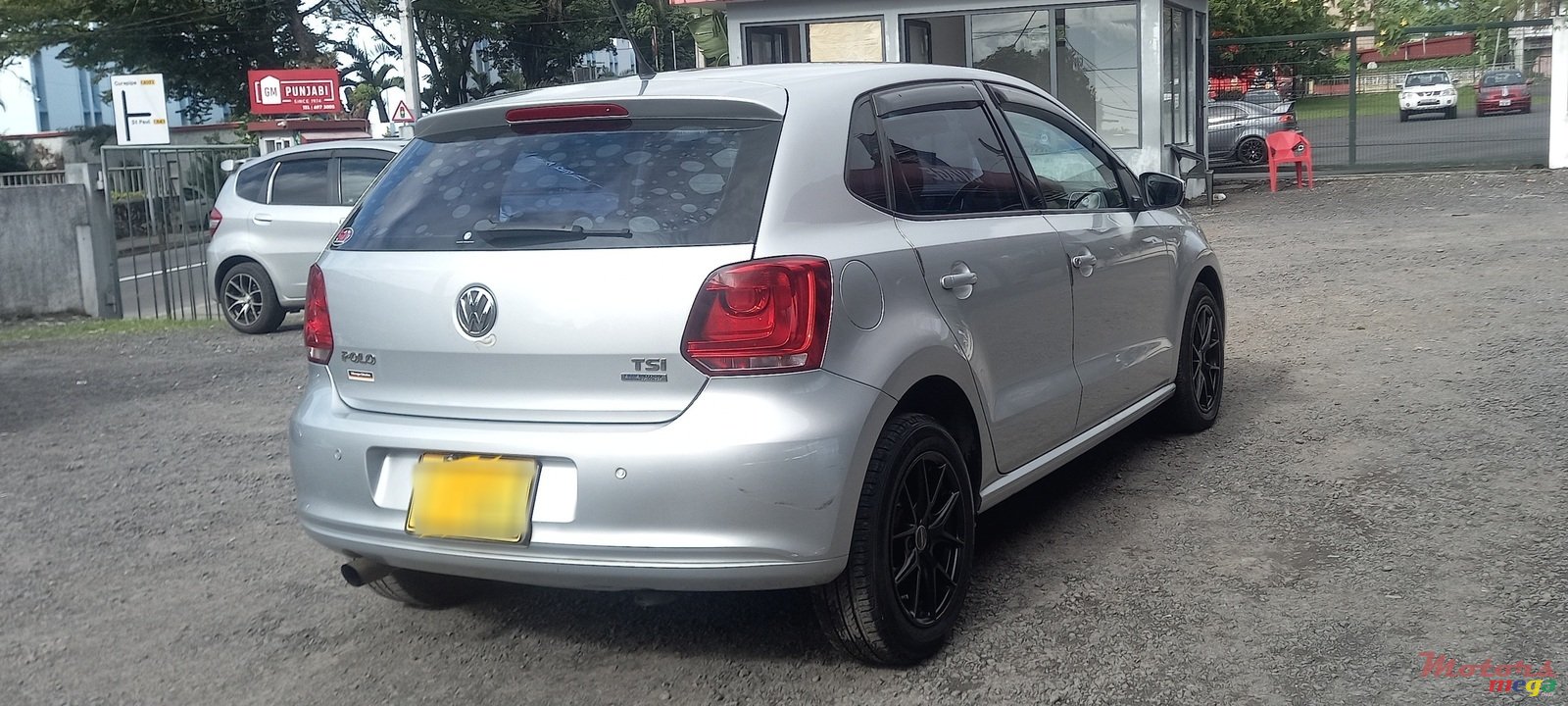 2014' Volkswagen Polo Tsi photo #4