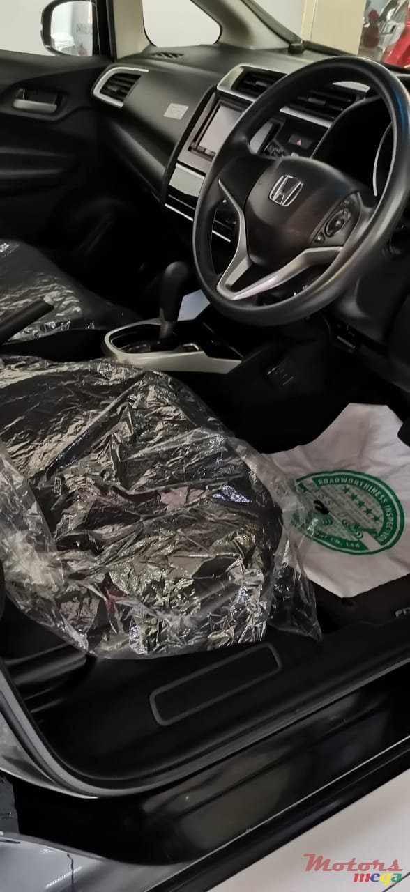 2018' Honda Fit photo #5