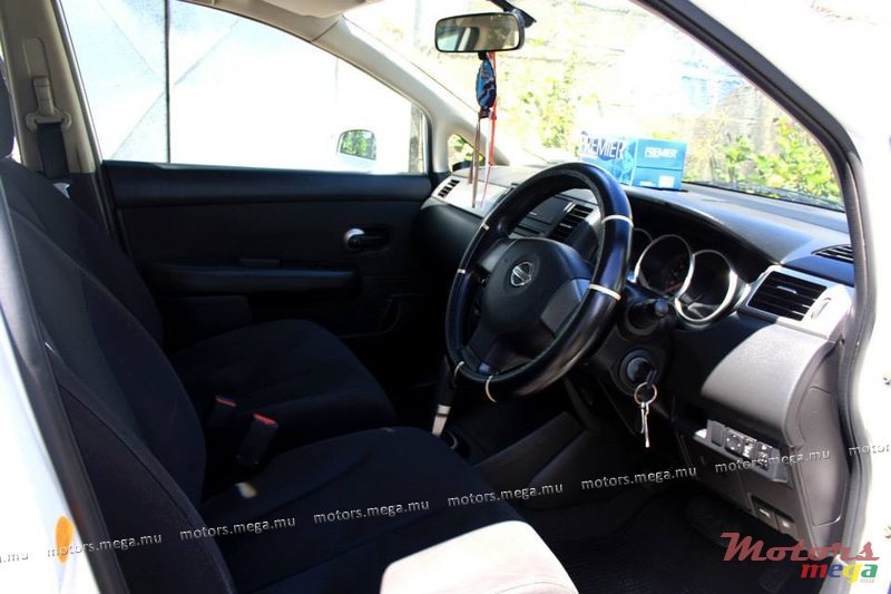 2007' Nissan photo #5