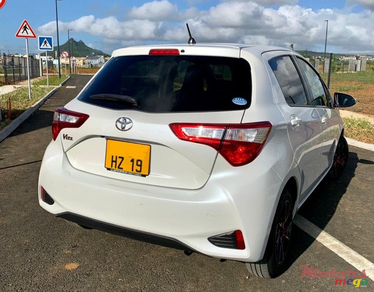 2019' Toyota Vitz photo #3