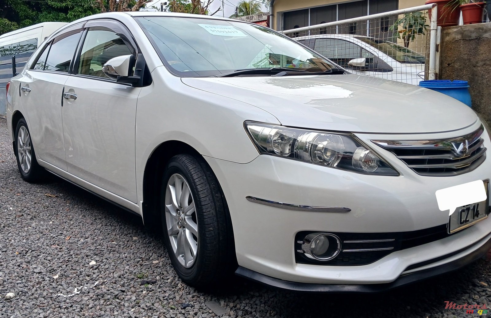 2014' Toyota Allion photo #3