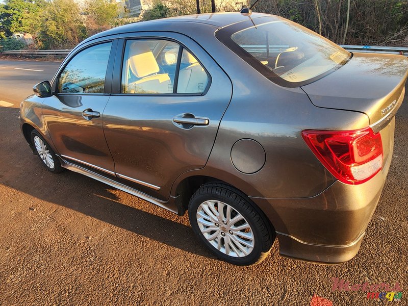 2019' Suzuki Swift Dzire photo #7