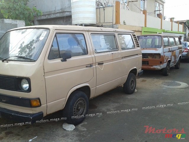 1985' Volkswagen T5 Transporter photo #1