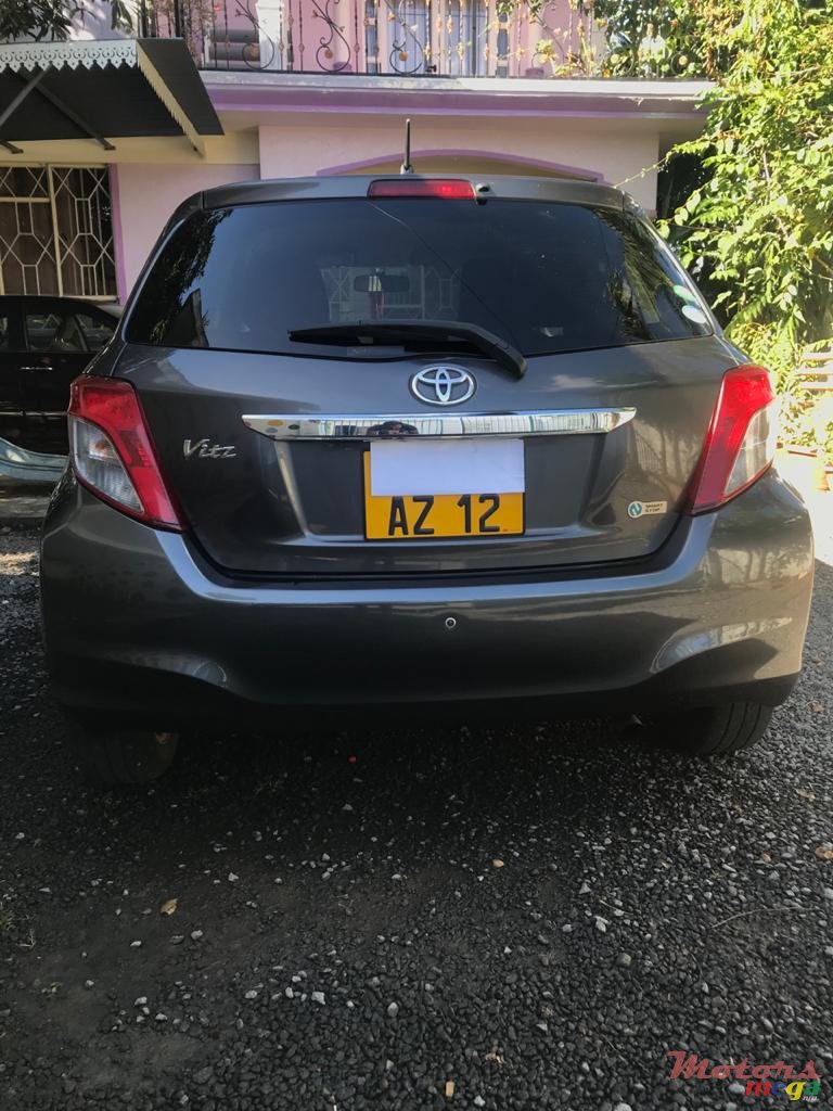 2012' Toyota Vitz No photo #5