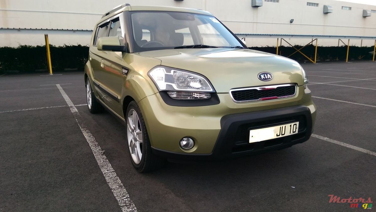 2010' Kia Soul photo #1