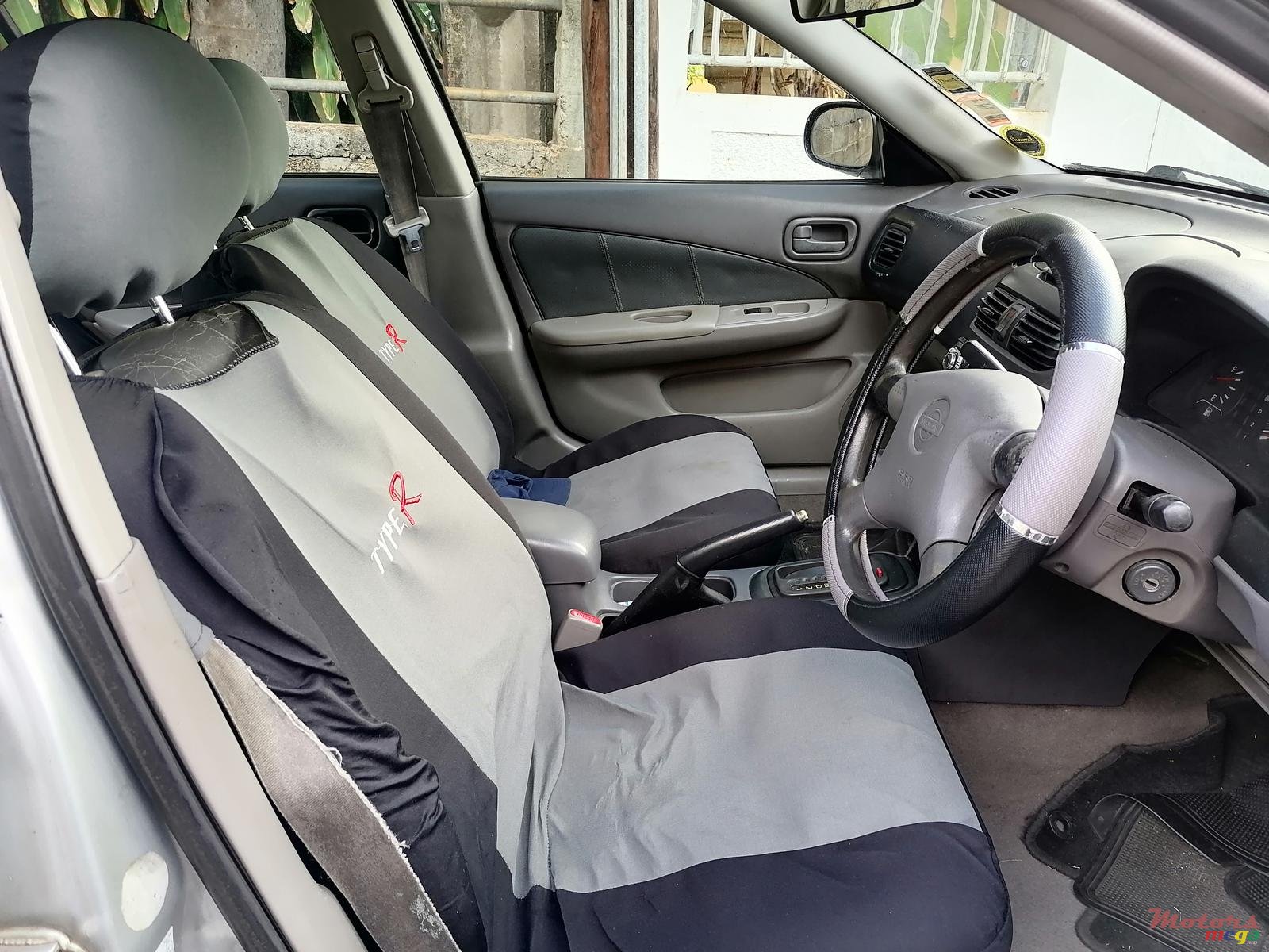 1999' Nissan photo #5